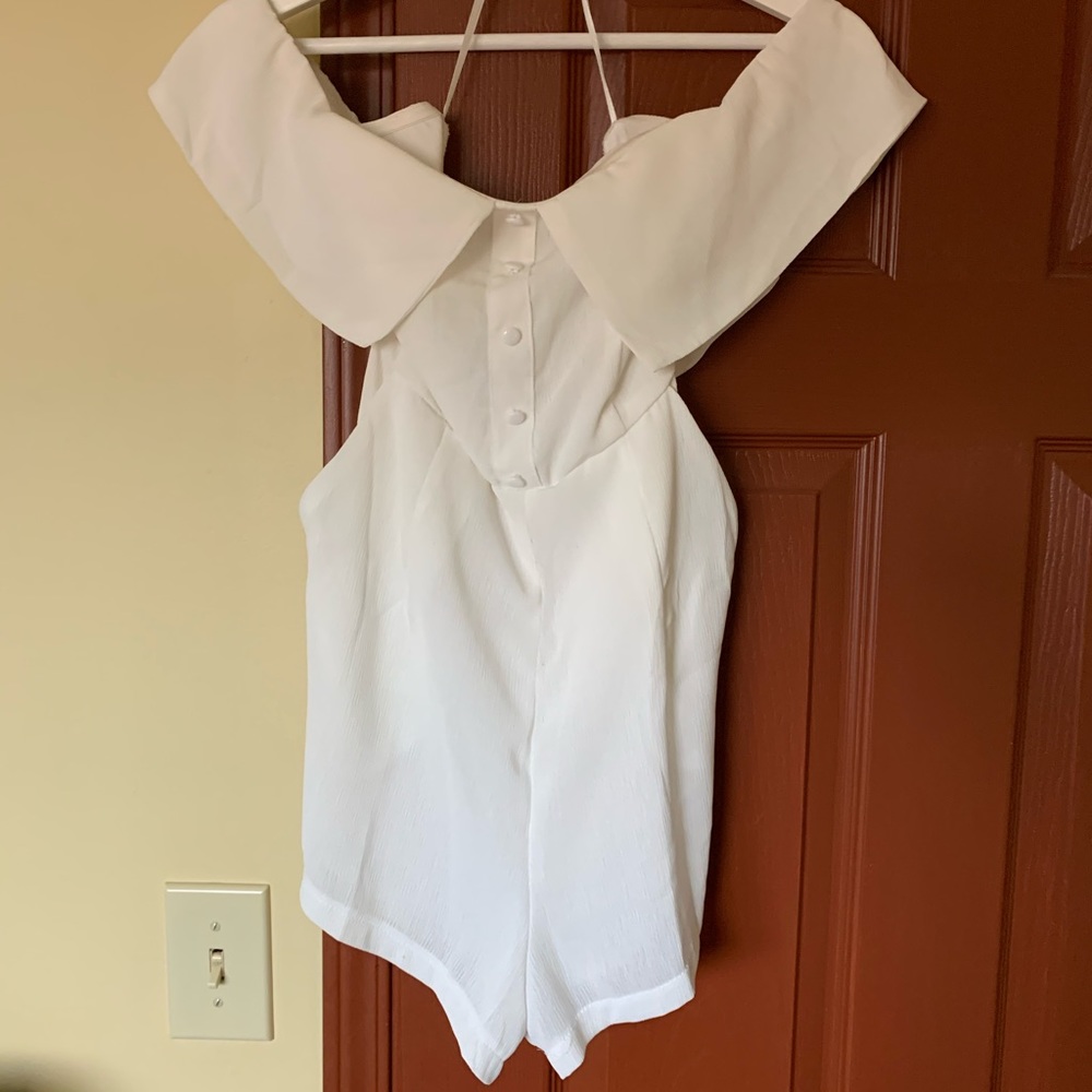 White Romper with off-shoulder sleeves